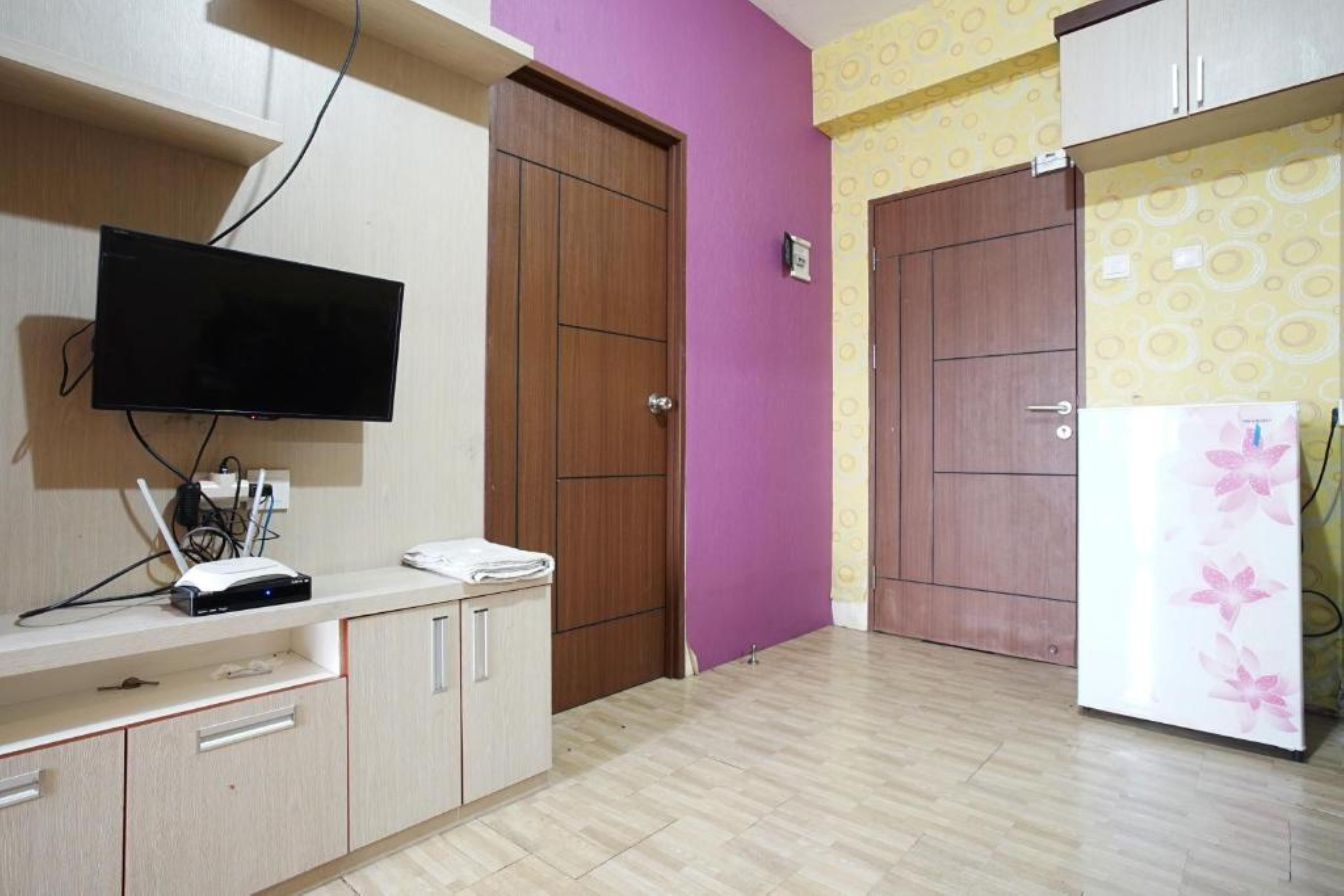 Planet Room Kemang View Bekasi Exteriör bild