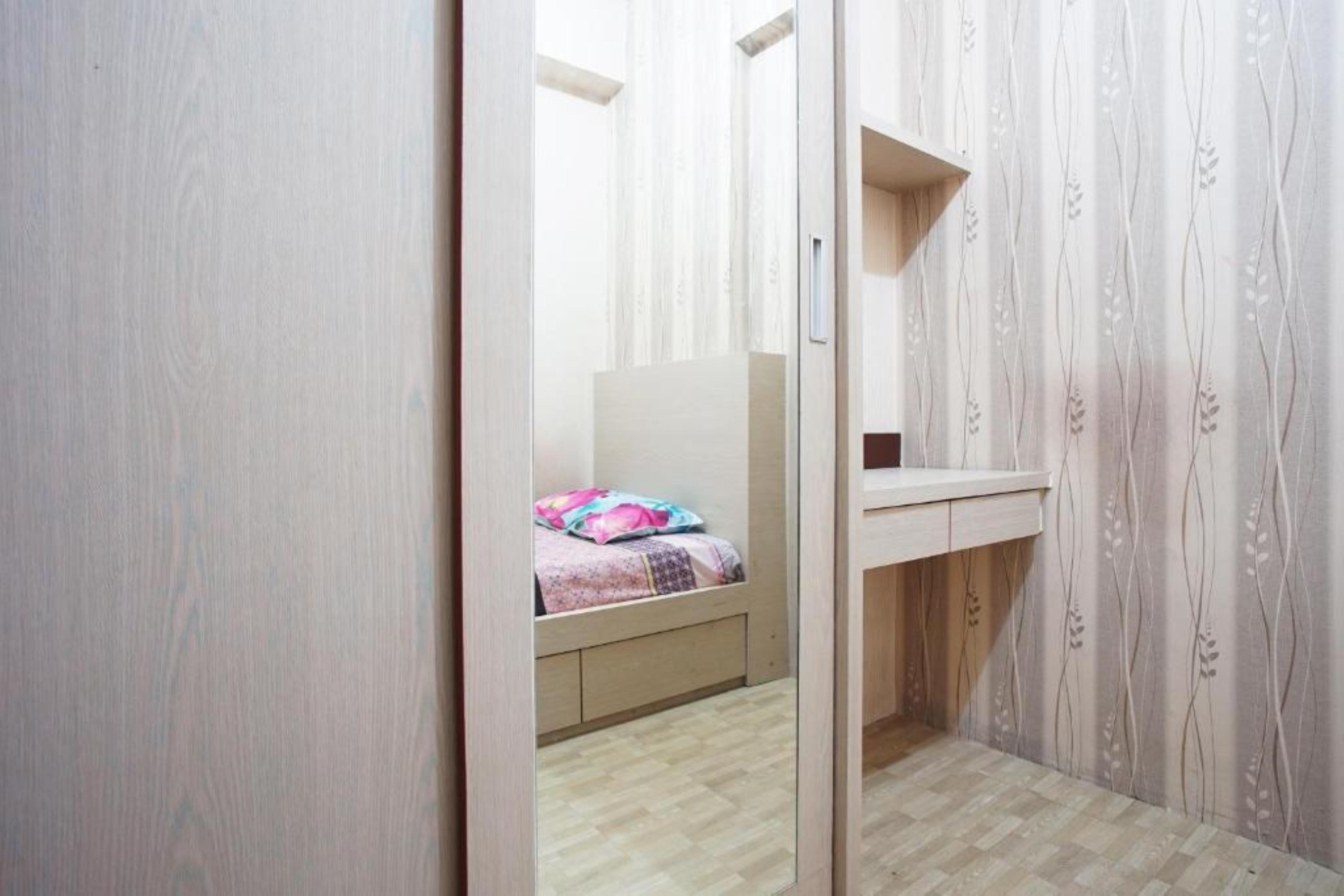 Planet Room Kemang View Bekasi Exteriör bild